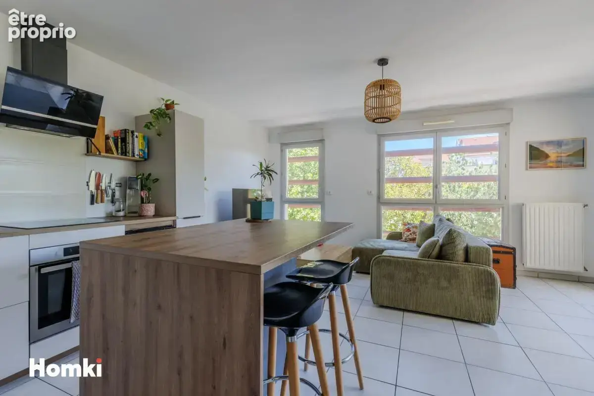 Appartement à LYON-8E