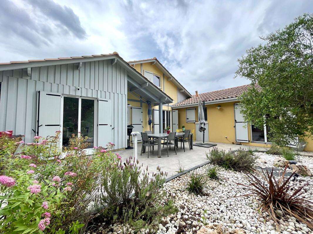 Maison à CESTAS