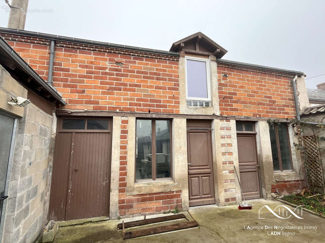 Maison à ASCHERES-LE-MARCHE