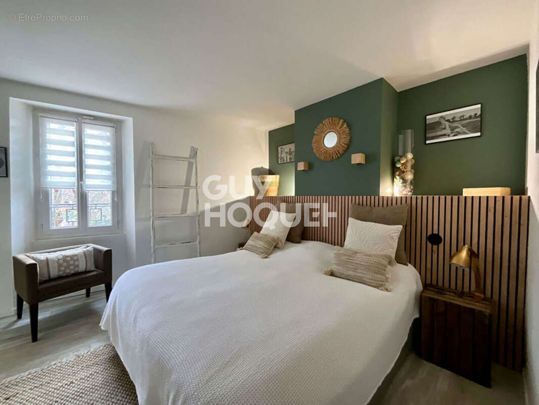 Maison à PLAN-DE-LA-TOUR