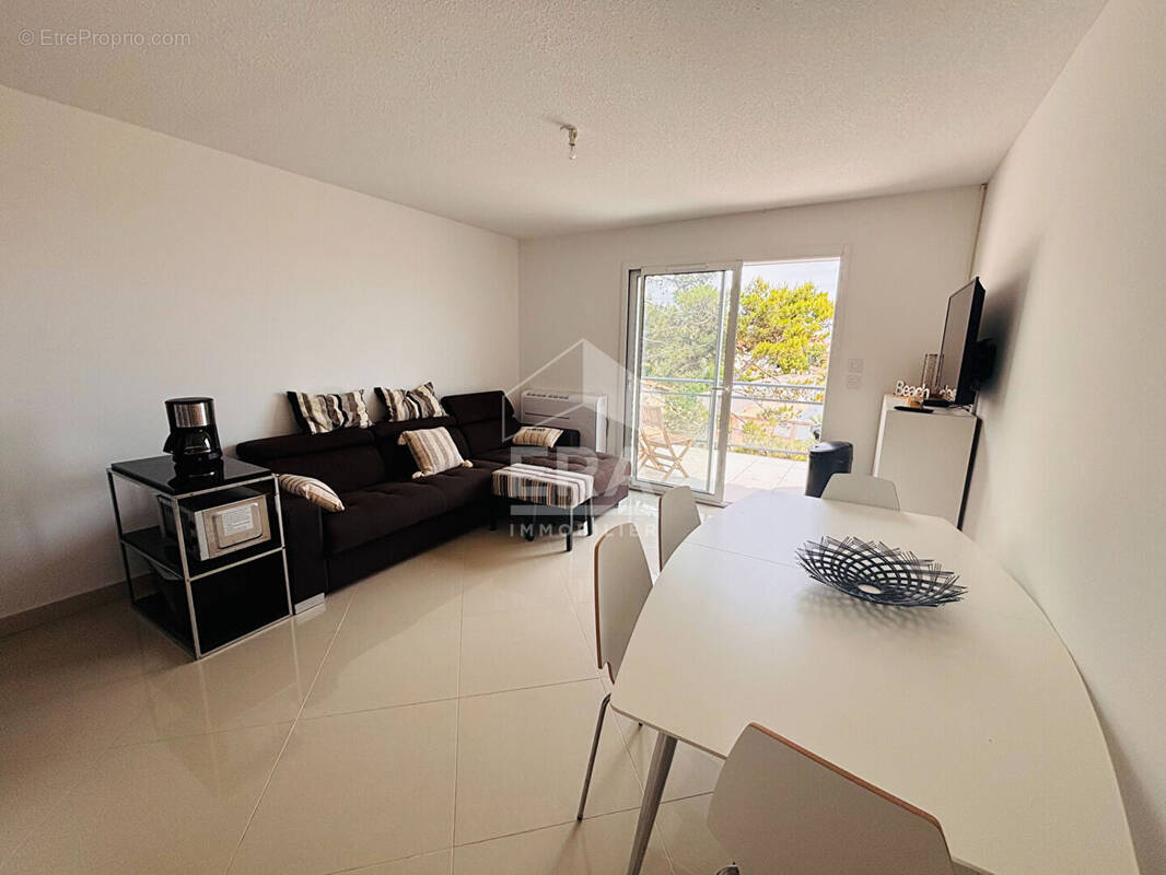 Appartement à FLEURY