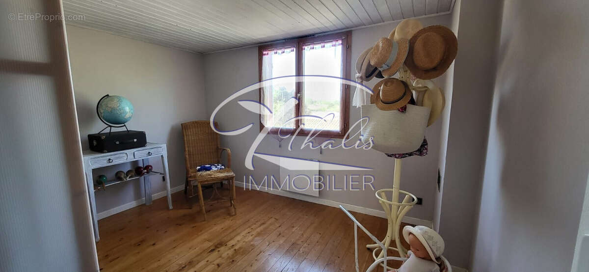 Maison à LA LANDE-DE-FRONSAC