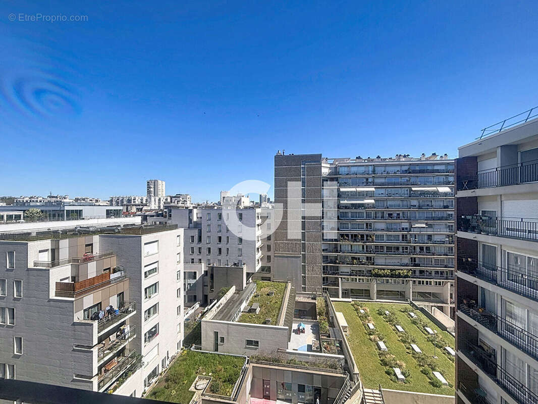 Appartement à PARIS-11E
