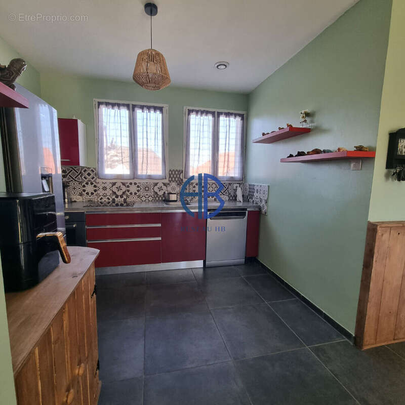 Maison à LA TOUR-DU-PIN