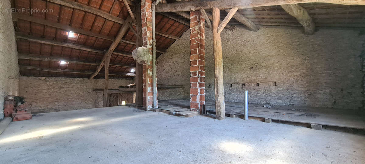 Maison à BETHELAINVILLE