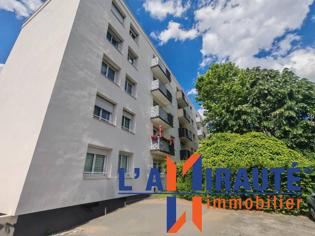 Appartement à SARTROUVILLE