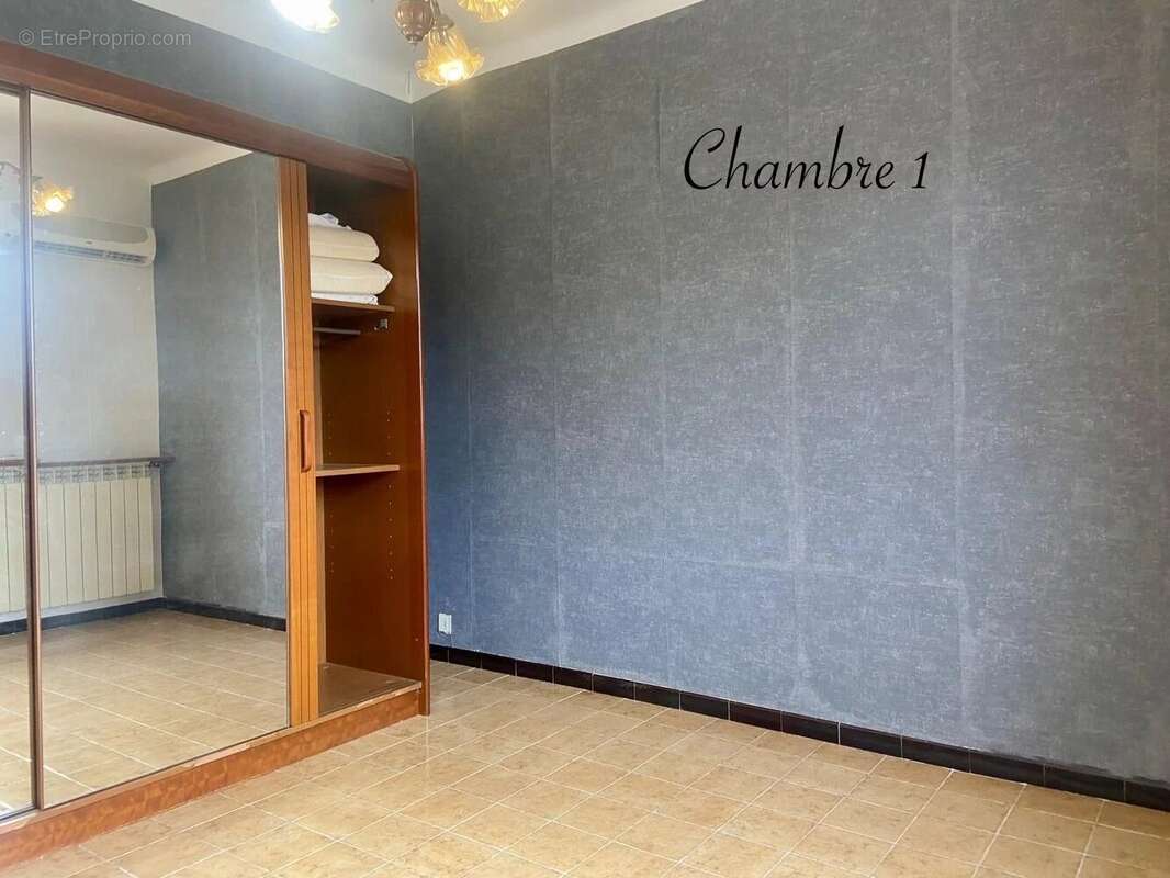 Maison à SIX-FOURS-LES-PLAGES