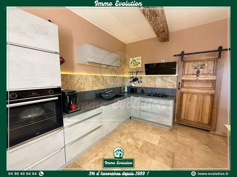 Maison 6 pièces 210 m² à vendre à Camaret-Sur-Aigues (84850) - photo 5