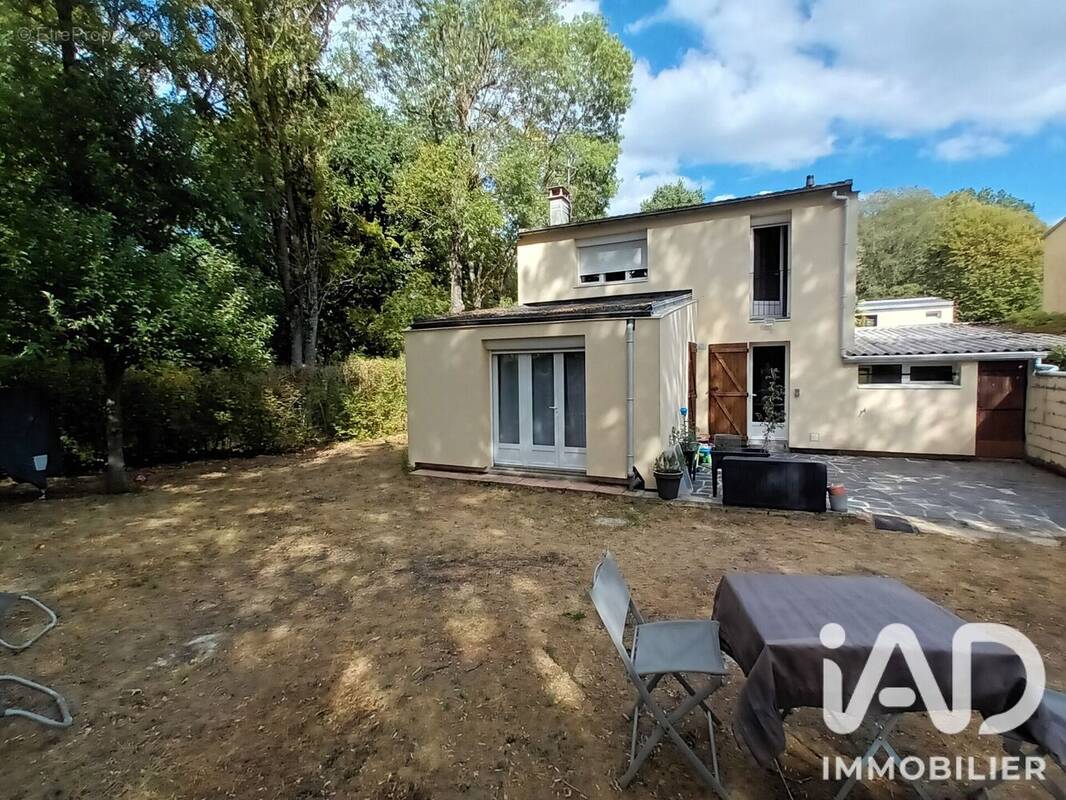 Photo 1 - Maison à ROISSY-EN-BRIE