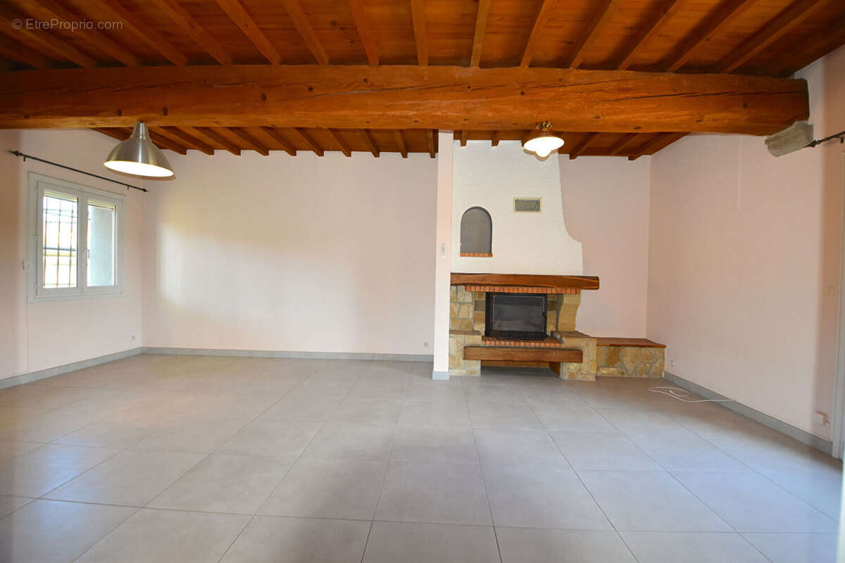 Maison à PENNAUTIER