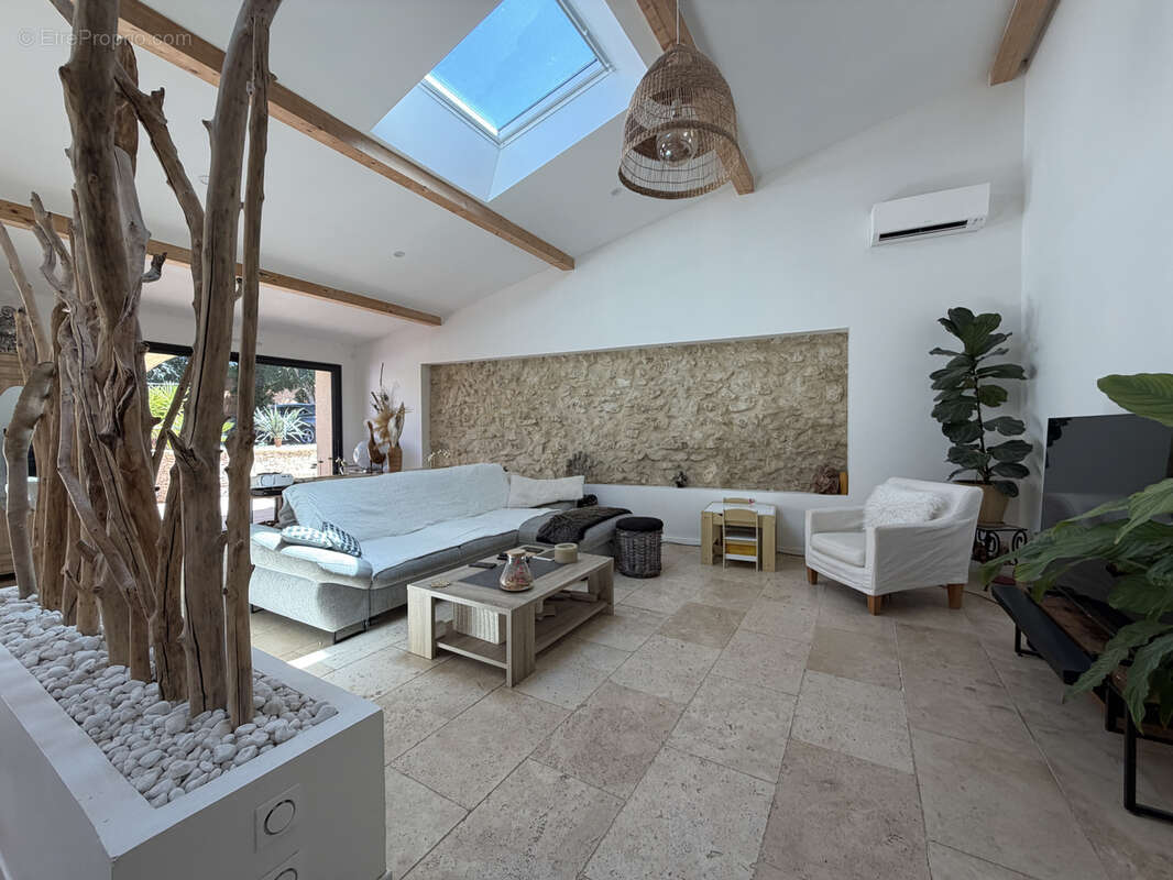 Maison à UZES