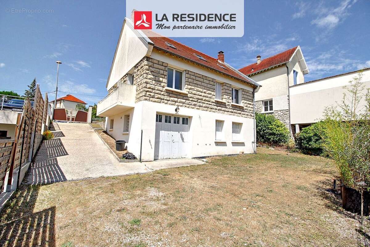 Maison à TRIEL-SUR-SEINE