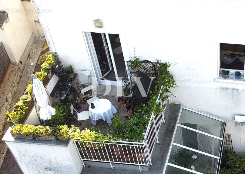 balcon - Appartement à FONTAINEBLEAU