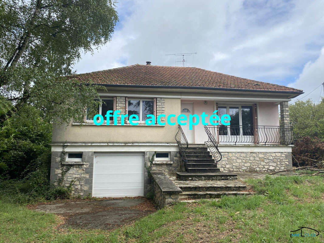 Maison à LANUEJOULS