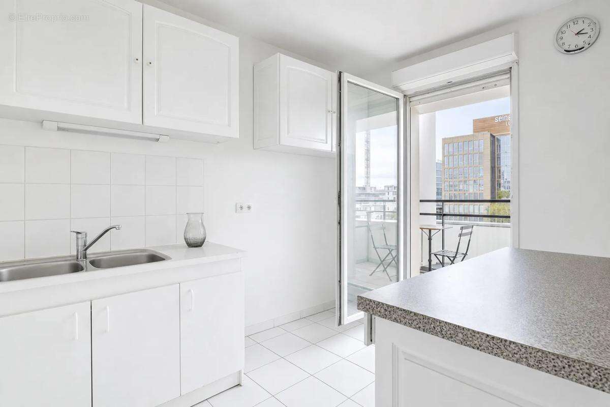 Appartement à SAINT-DENIS