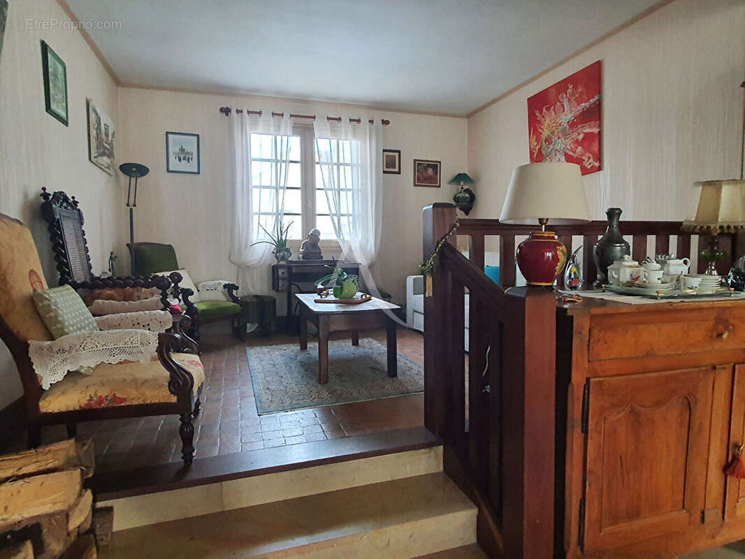 Maison à NOYERS-SUR-CHER