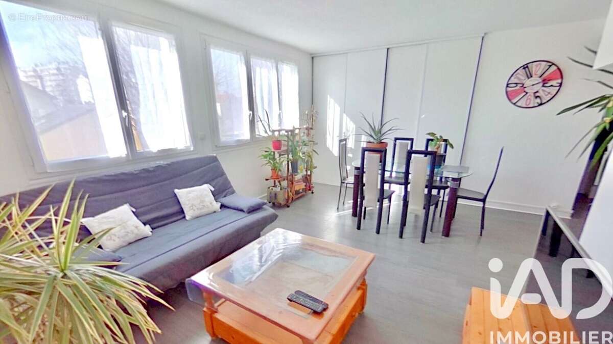 Photo 5 - Appartement à CHAMPIGNY-SUR-MARNE