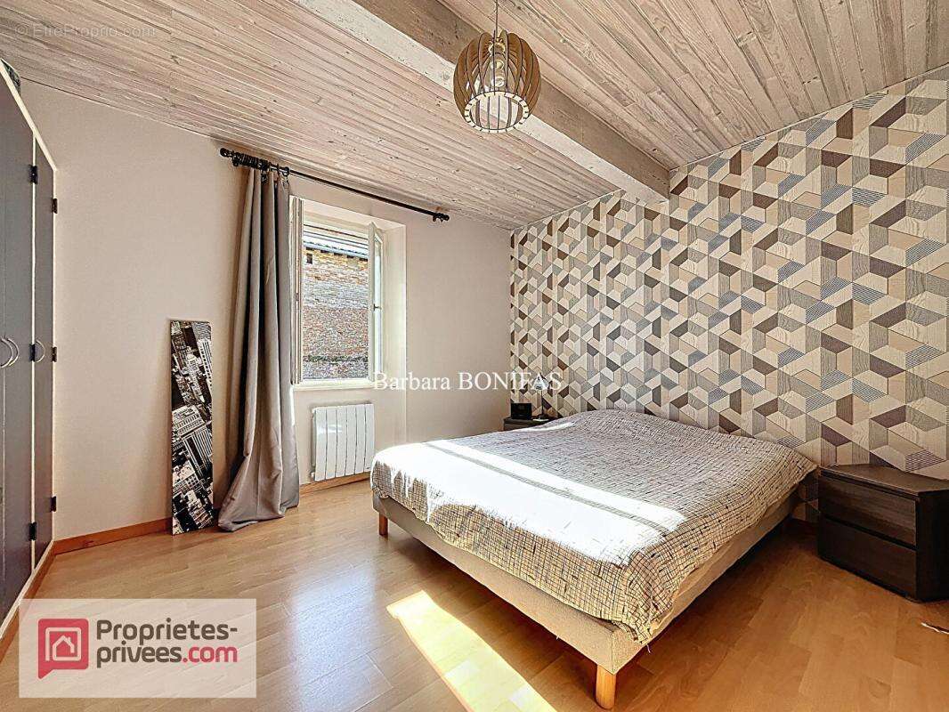 Maison à SAINT-SULPICE