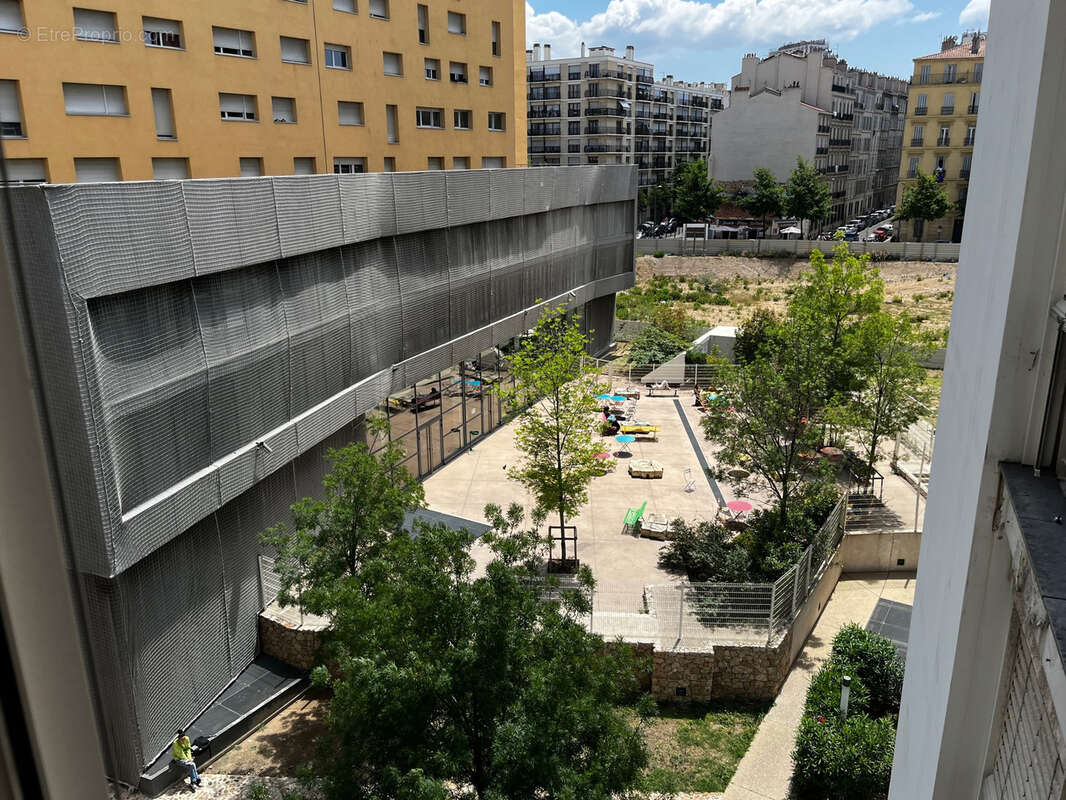 Appartement à MARSEILLE-2E