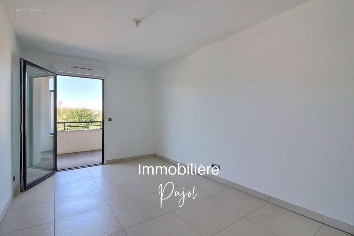 Appartement à MARSEILLE-8E