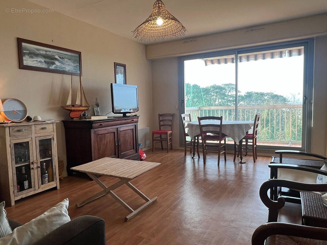 Appartement à VAUX-SUR-MER