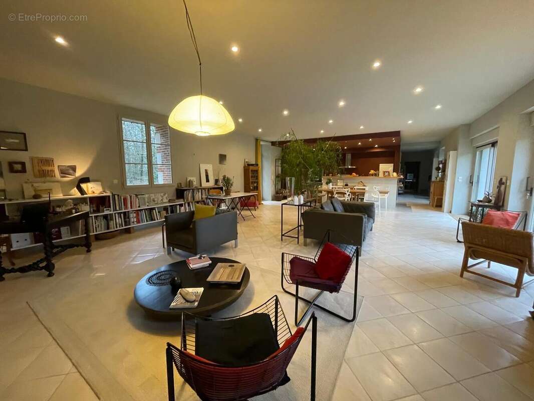 Maison à SAINT-MARTIN-D'AUXIGNY