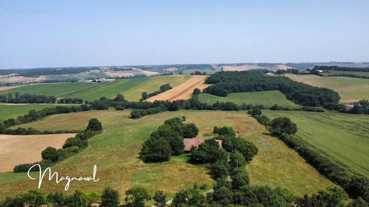 Maison à BEAUMONT-DE-LOMAGNE