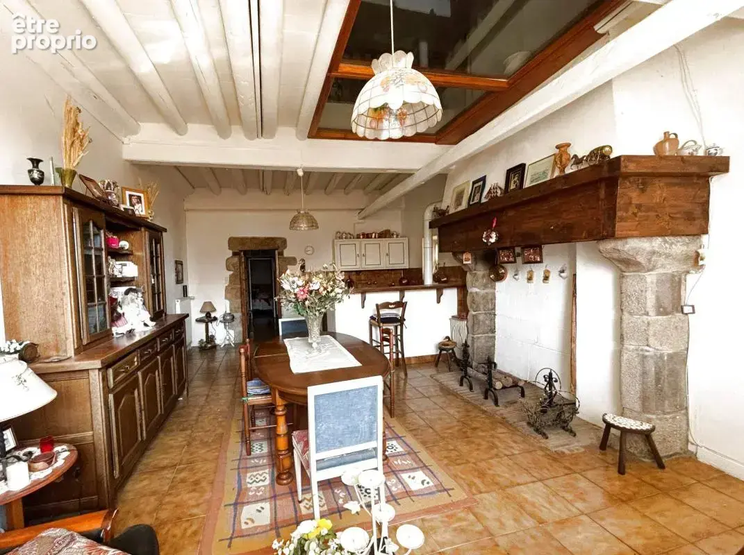 Maison à PRADELLES