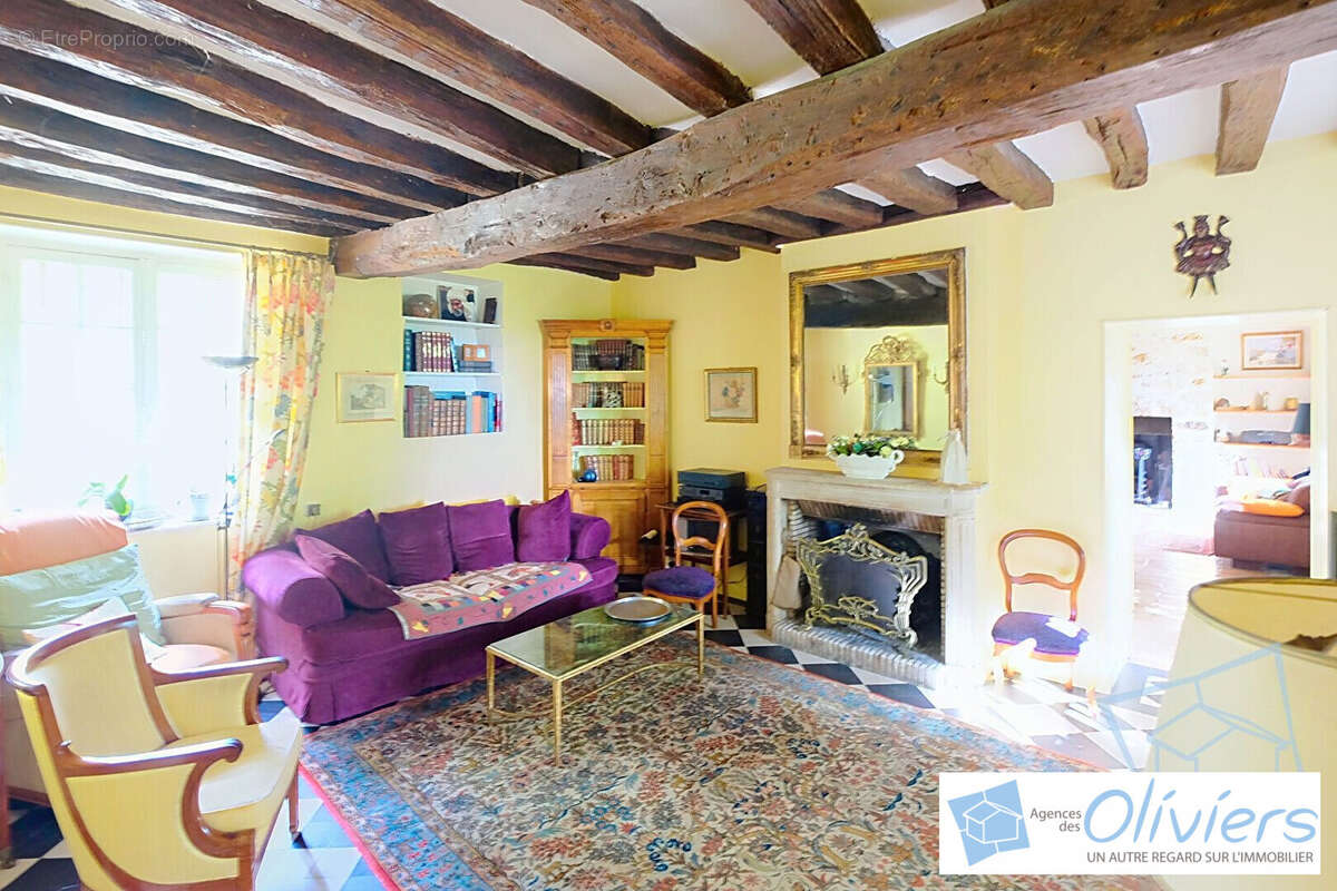 Maison à SAINT-FORGET