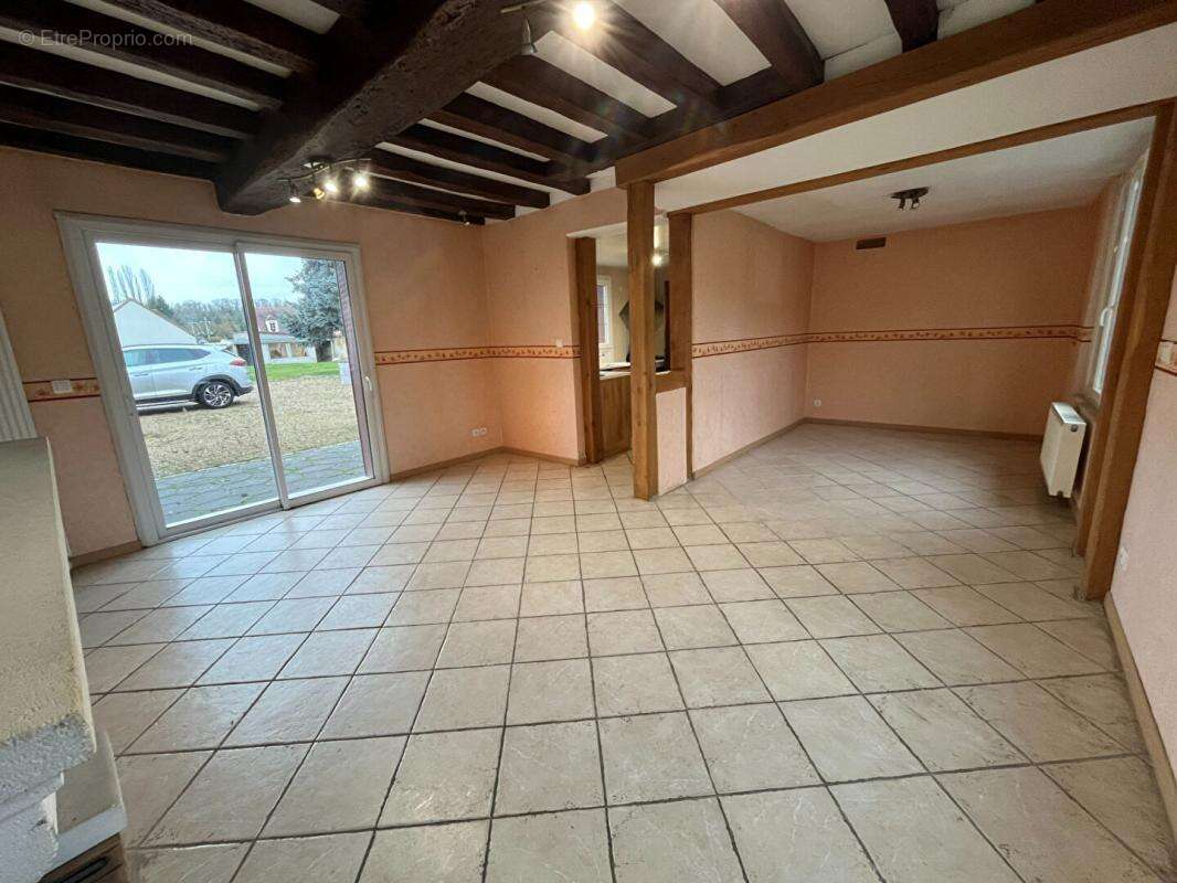 Maison à SERIFONTAINE