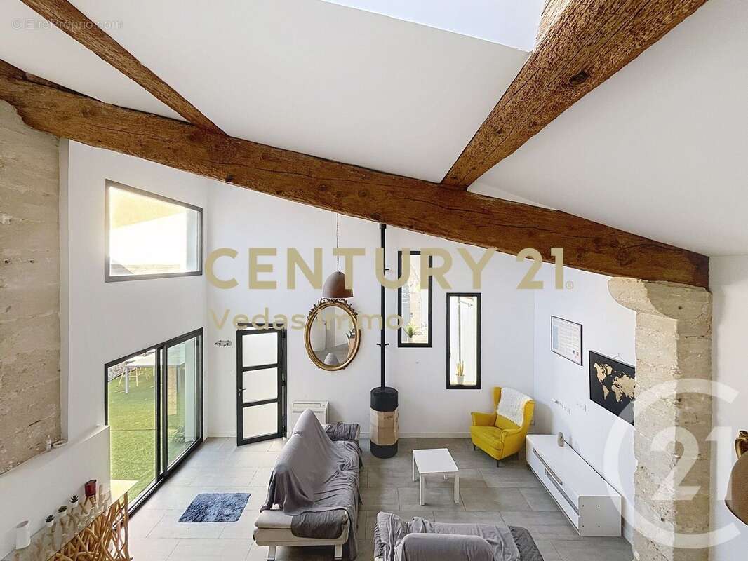 Maison à SAINT-JEAN-DE-VEDAS