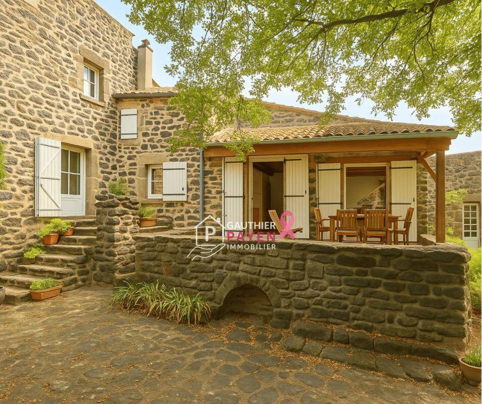 Maison à SAINT-VINCENT-DE-BARRES