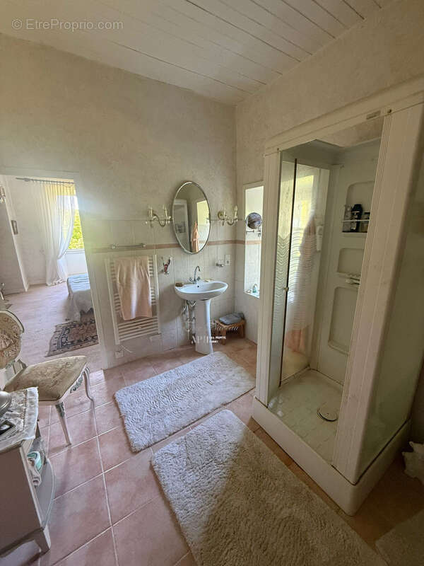 Maison à LA COQUILLE
