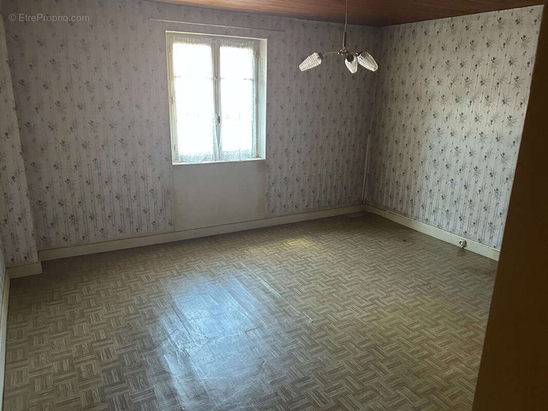 Maison au calme Escoutoux 64.77 m2 - photo 8