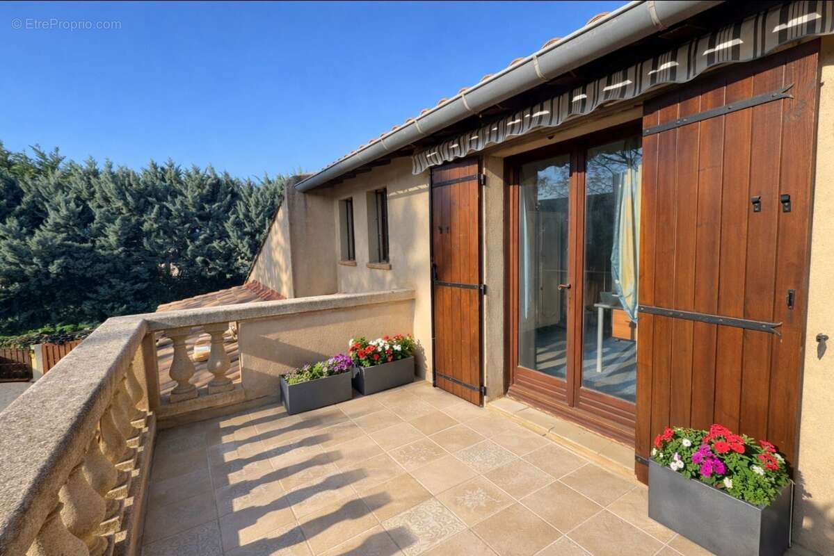 Maison à LES ANGLES