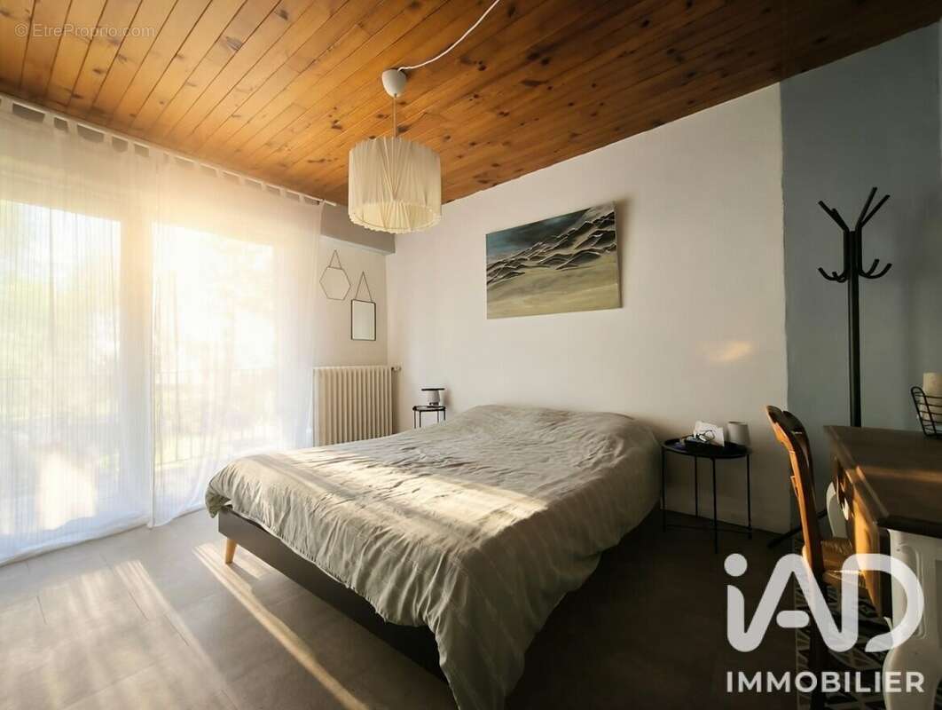 Maison 230 m² à Aiglemont  - photo 8