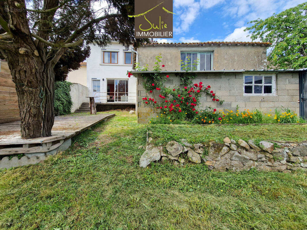 Maison à BRESSUIRE