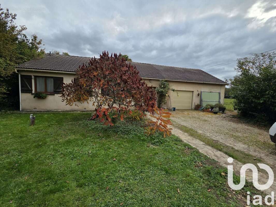 Photo 3 - Maison à PRECY-SUR-VRIN