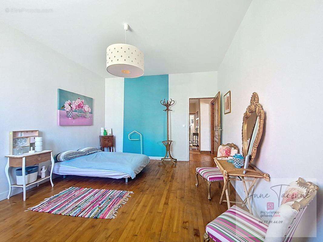Maison 245 m² à Etampes  - photo 11