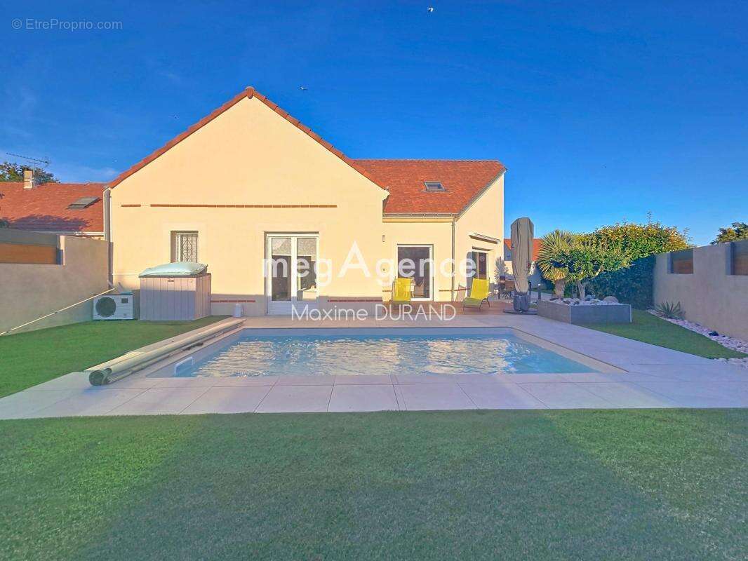 Maison familiale avec vaste pièce de vie et suite parentale de plain-pied à Cholet - photo 2