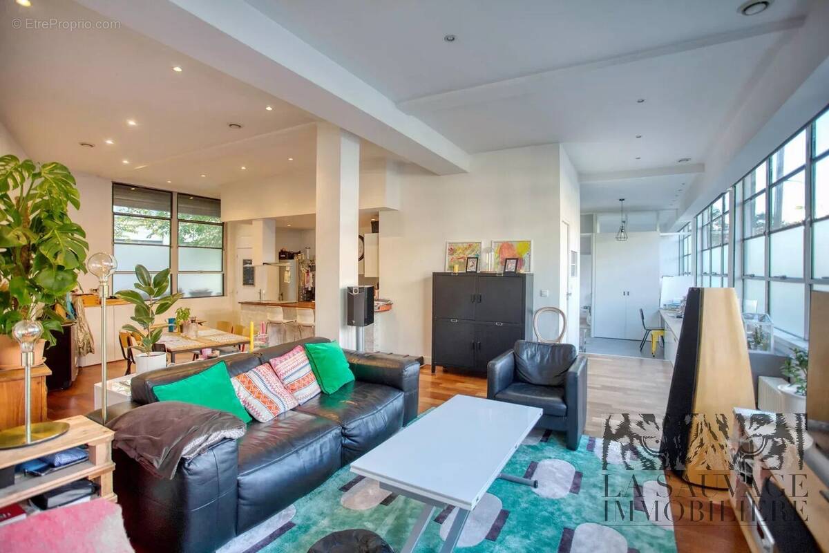 Commerce à MONTREUIL