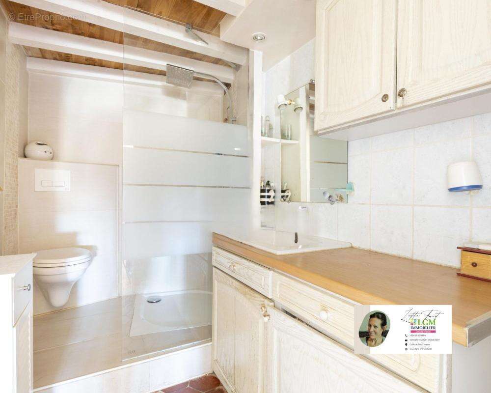 Appartement à GRIMAUD