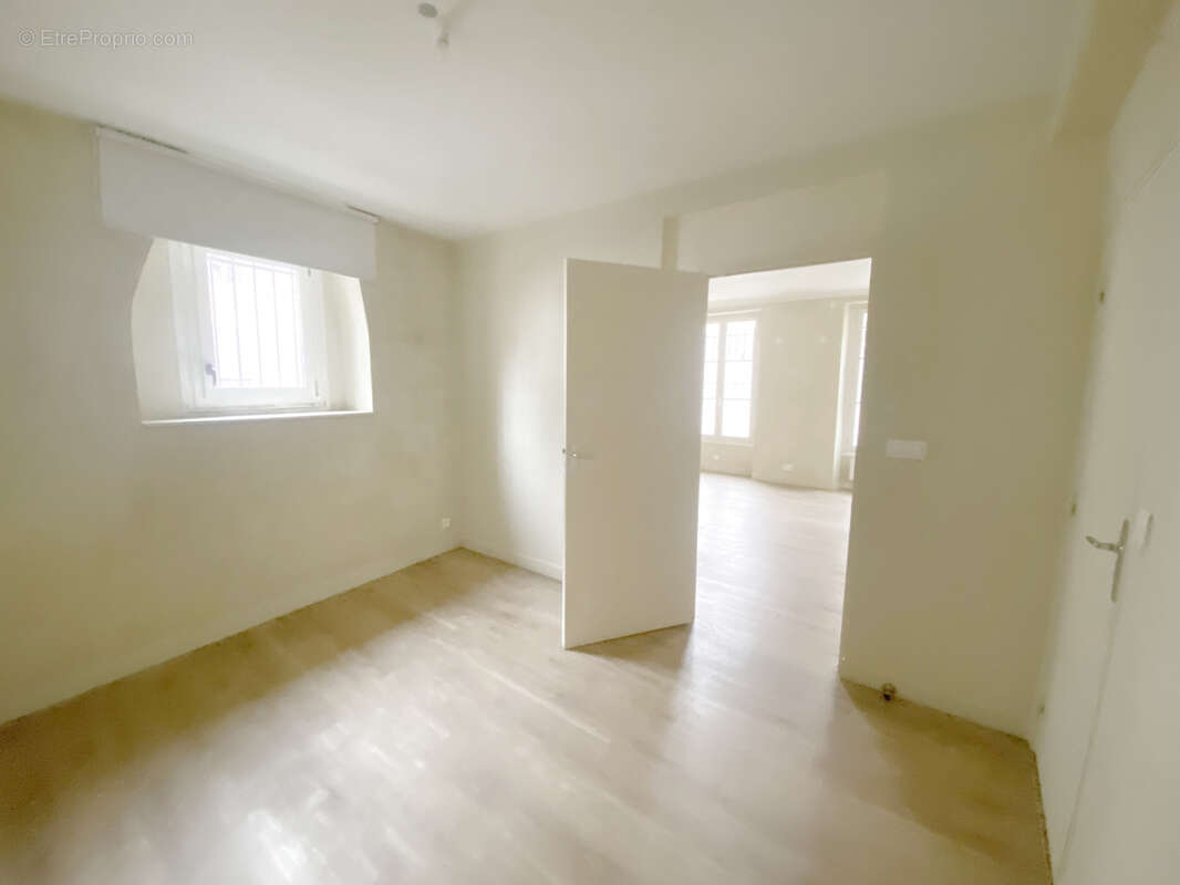 Appartement à VERSAILLES