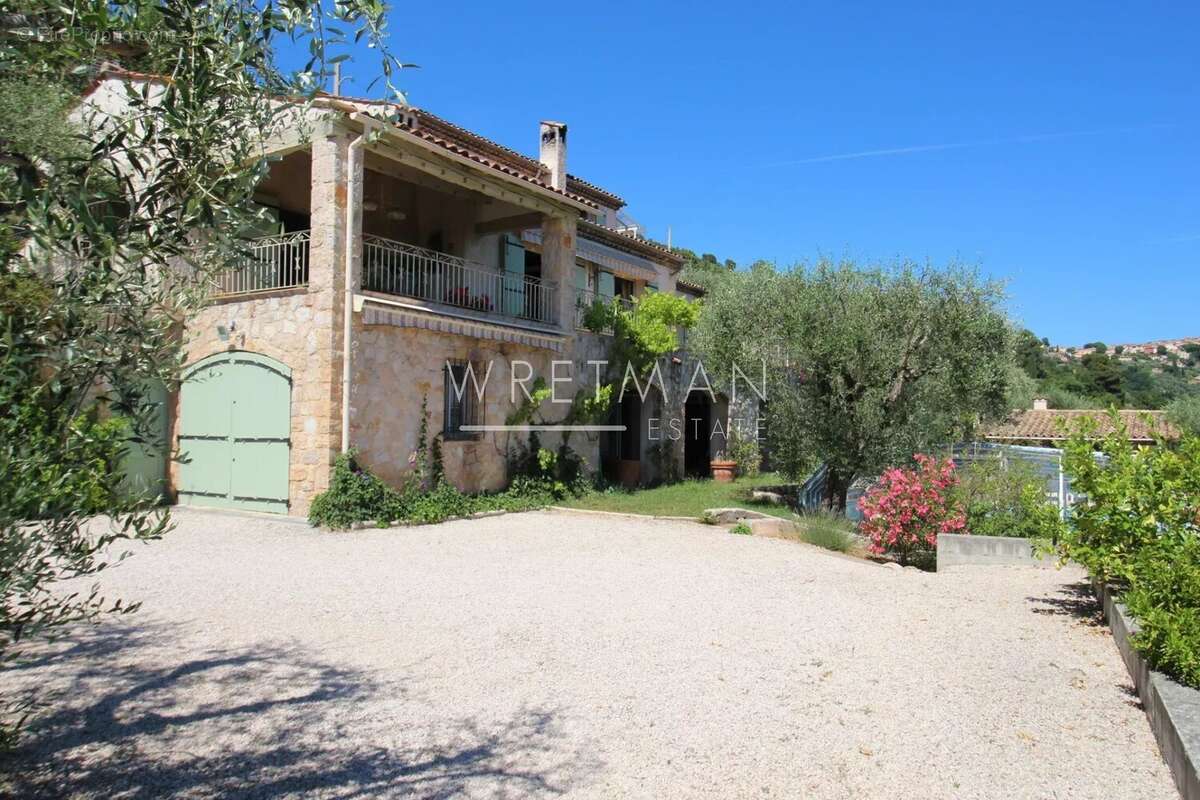 Maison à SPERACEDES