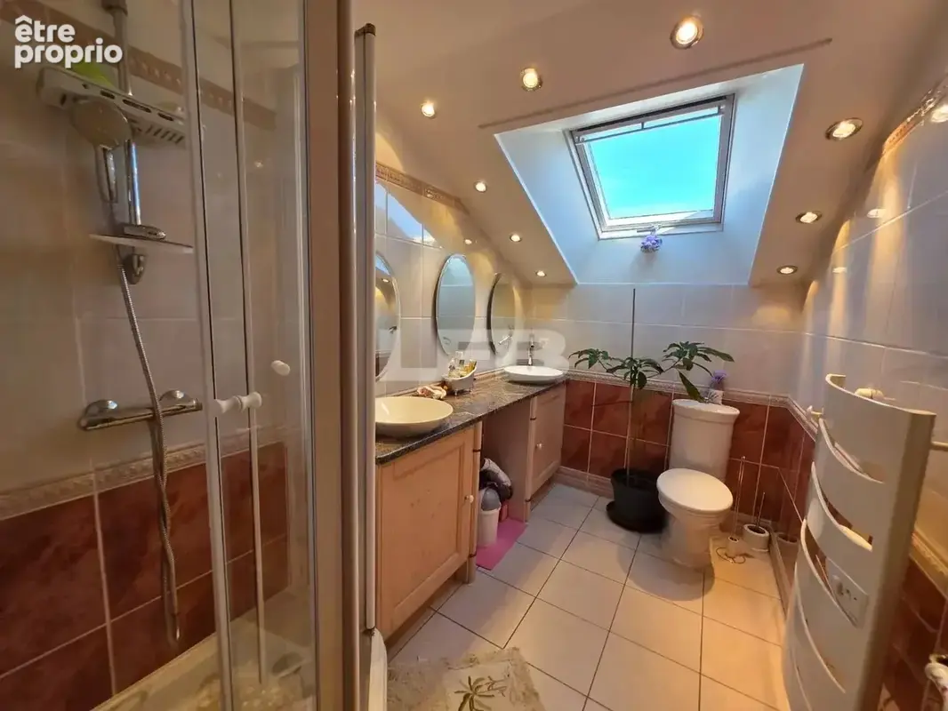 Belle maison 153,5 m² sur Terrain plat 1251 m² - photo 10