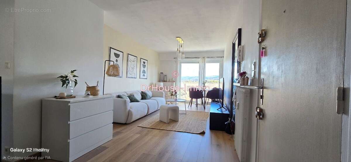 Appartement à FRAISSES