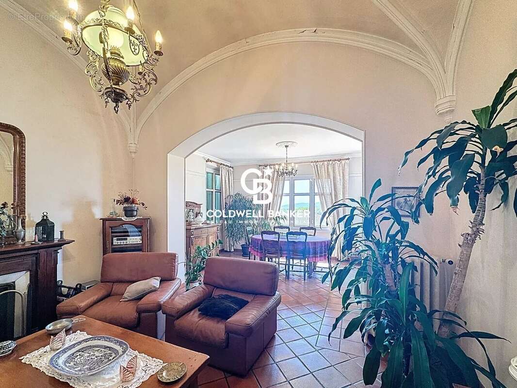 Maison à SAINT-RAPHAEL