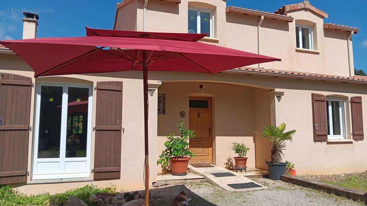 Maison à CEAUX-EN-COUHE