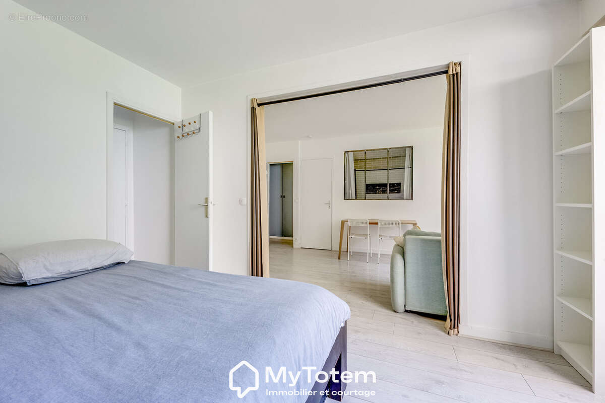 Appartement à PARIS-10E