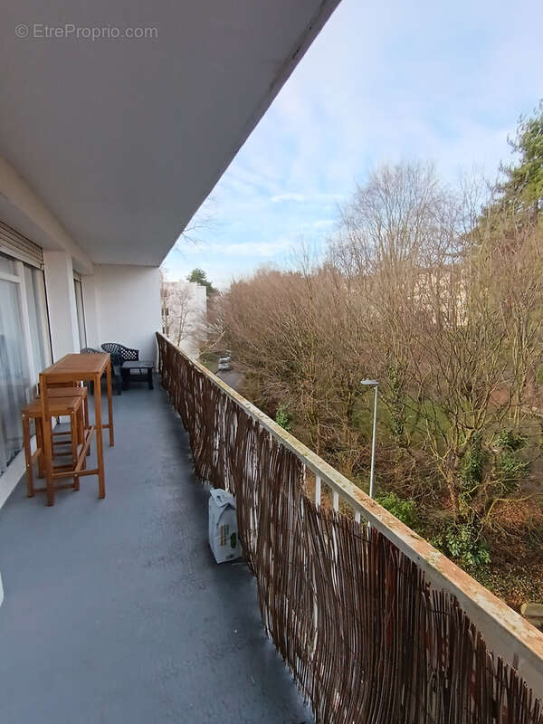 Appartement à HEROUVILLE-SAINT-CLAIR